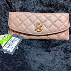 NWT Badgley Mischka quilted long wallet